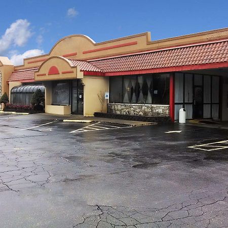 Americas Best Value Inn Marion Nc Экстерьер фото