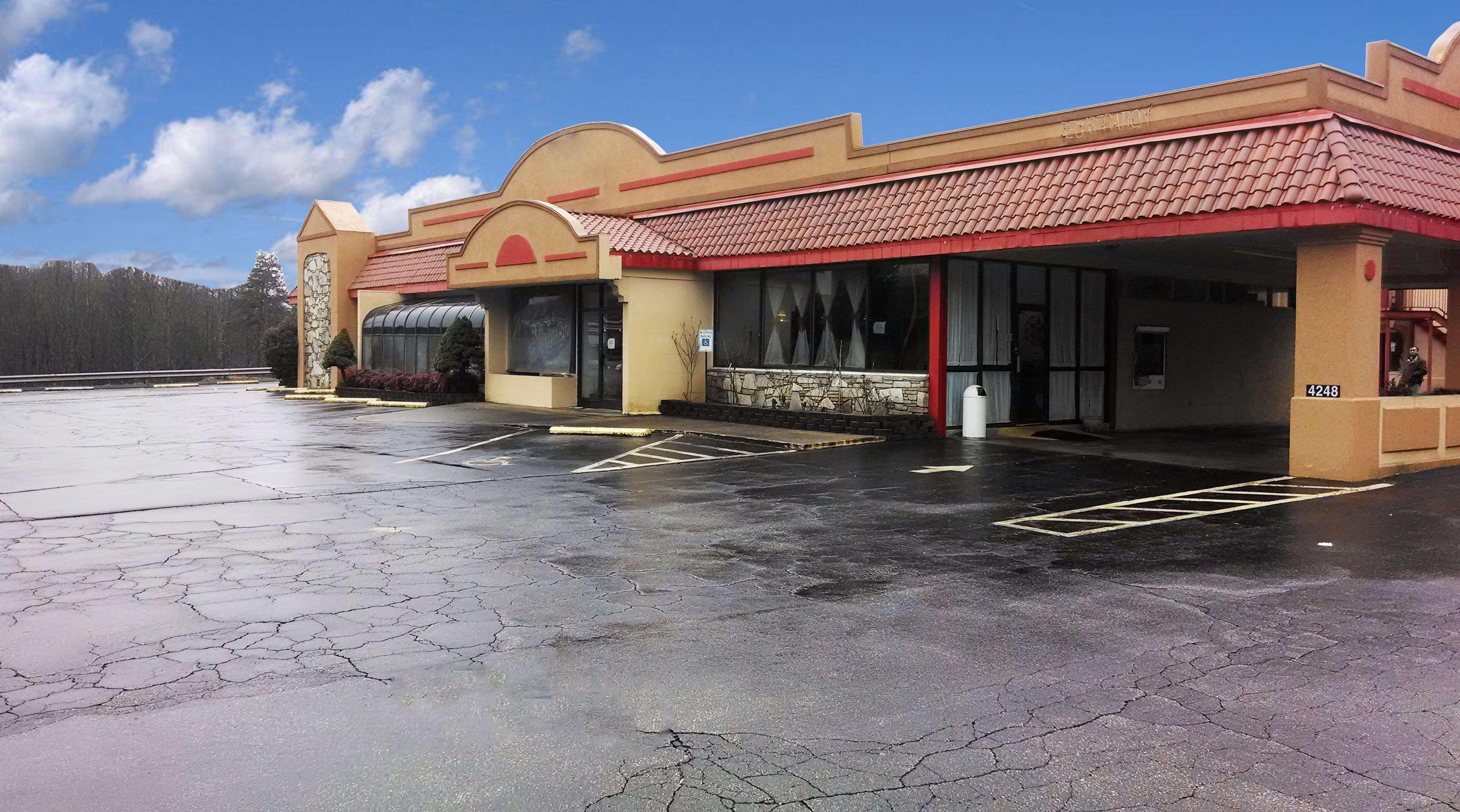 Americas Best Value Inn Marion Nc Экстерьер фото