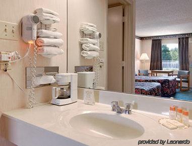 Americas Best Value Inn Marion Nc Номер фото